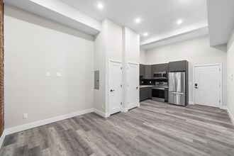 1733 N 22nd St-Unit -1507B in Philadelphia, PA - Building Photo - Building Photo