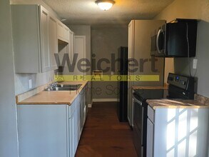 420 E Locust St in Paragould, AR - Building Photo - Building Photo