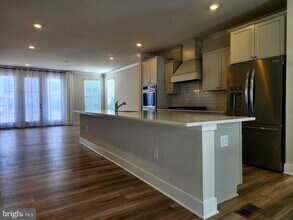 11532 Kirkleigh Dr in Marriottsville, MD - Building Photo - Building Photo