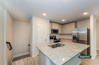 838 Bonnet Trl in Arlington, TX - Building Photo - Building Photo