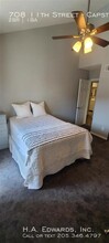 708 11th St-Unit -Capstone Condominium in Tuscaloosa, AL - Building Photo - Building Photo