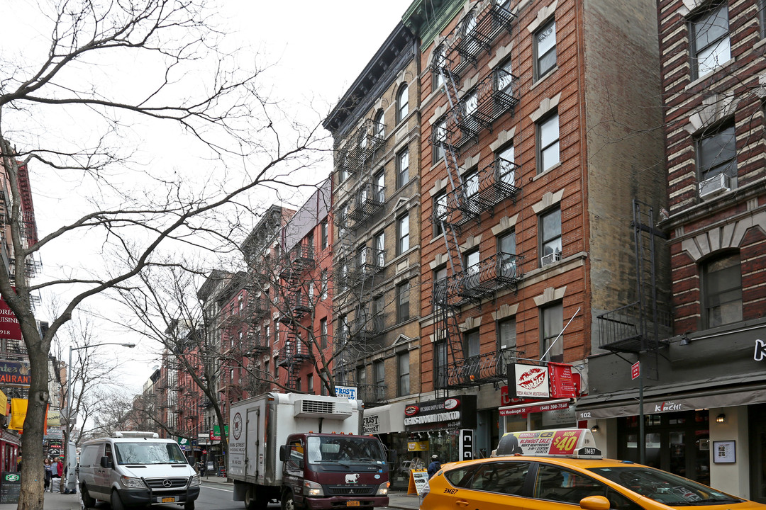 106 Macdougal St in New York, NY - Building Photo