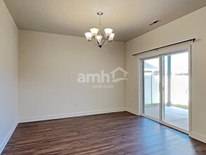 3648 S Natural Way in Meridian, ID - Building Photo - Building Photo