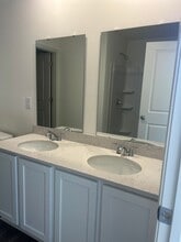 1914 Tranquility Cir in Newton, NC - Building Photo - Building Photo