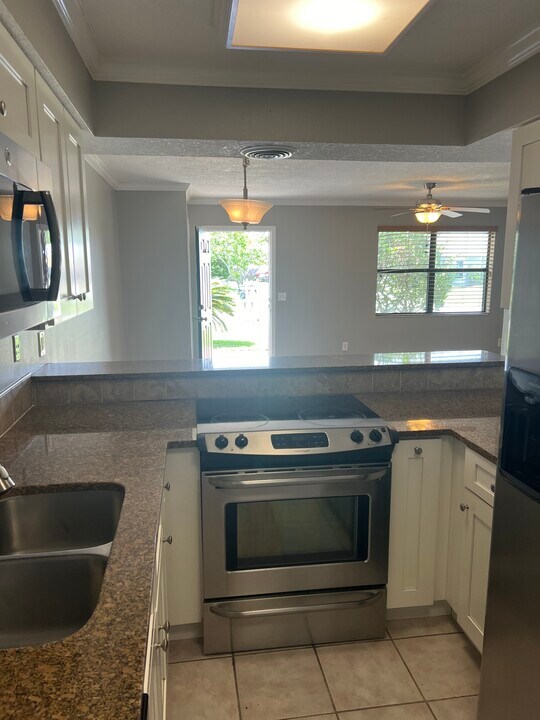 117 Rio del Mar St in St. Augustine, FL - Building Photo