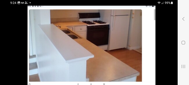 property at 914 Front St