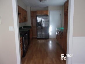 4075 Kenneth Rd in Stow, OH - Building Photo - Building Photo
