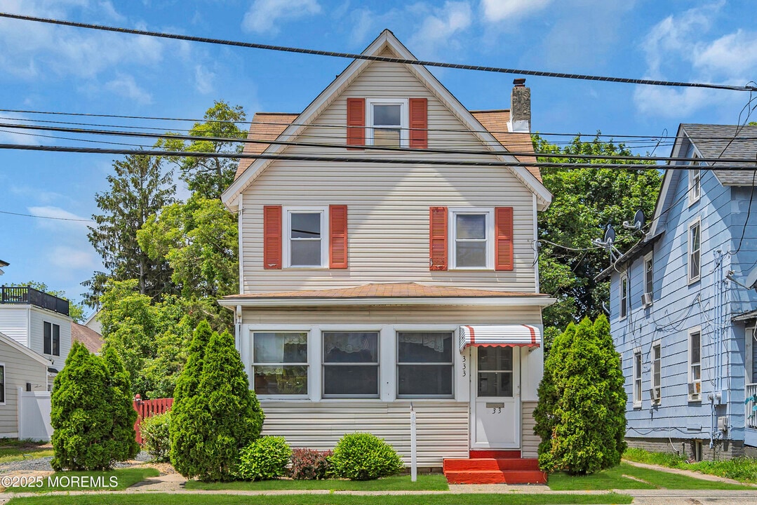 333 Hawthorne Ave in Point Pleasant Beach, NJ - Foto de edificio