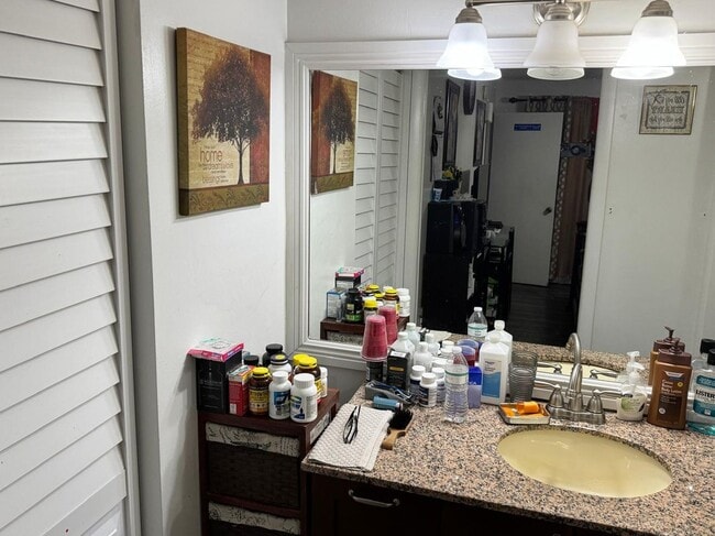 property at 20210 NE 3rd Ct