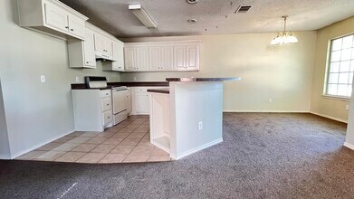 3102 110th St in Lubbock, TX - Building Photo - Building Photo