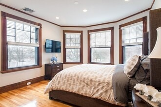 418 Massachusetts Ave in Arlington, MA - Foto de edificio - Building Photo