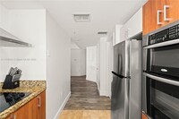 170 SE 14th St, Unit 2605 in Miami, FL - Building Photo - Building Photo