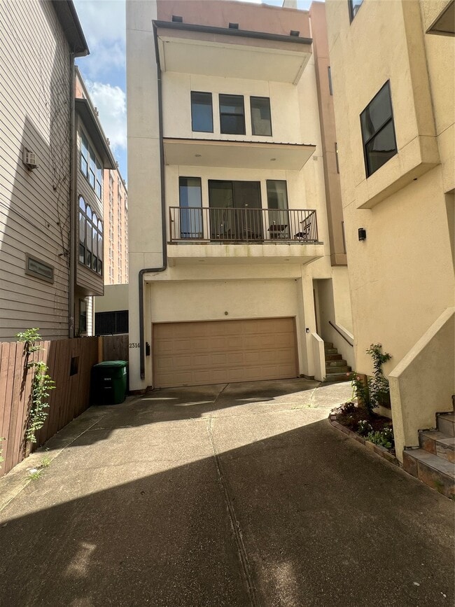 property at 2314 Camden Dr
