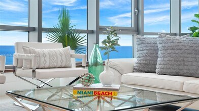 2001 Collins Ave, Unit 1505 in Miami Beach, FL - Foto de edificio - Building Photo