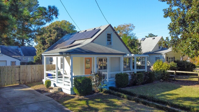 7805 Ruthven Rd in Norfolk, VA - Building Photo - Building Photo