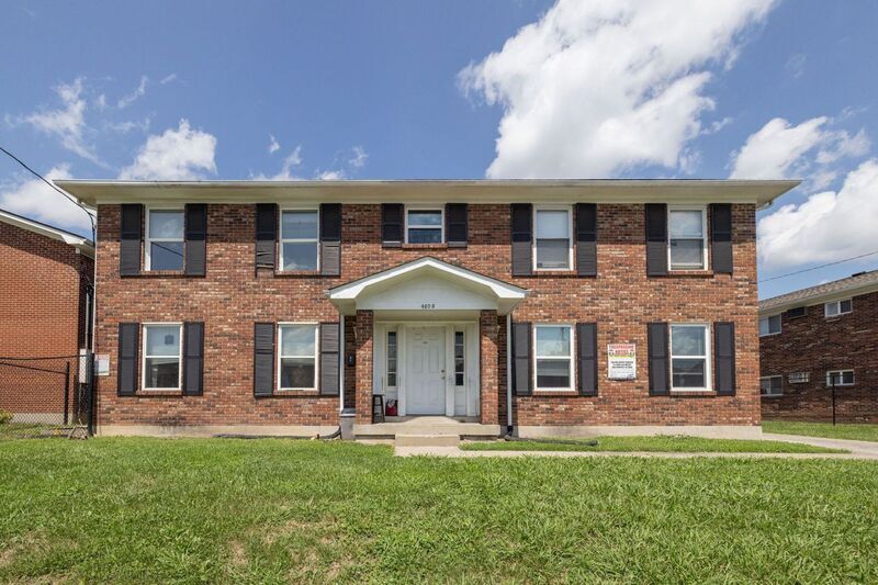 4808 Saddlebrook Ln in Louisville, KY - Building Photo