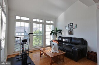 10736 Enfield Dr in Ellicott City, MD - Building Photo - Building Photo