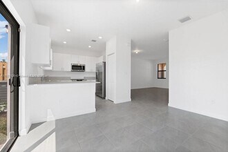 11926 SW 247th Ter in Homestead, FL - Building Photo - Building Photo