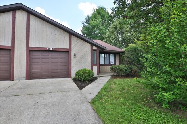 914 Tradewind Dr in Westerville, OH - Building Photo - Building Photo