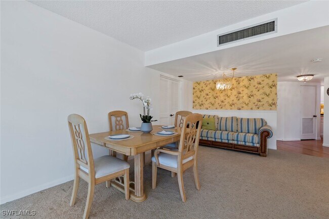 property at 955 Palm View Dr