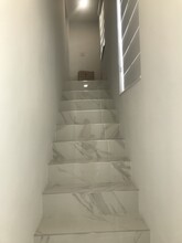 2880 Pine Tree Dr, Unit 4 in Miami Beach, FL - Building Photo - Building Photo