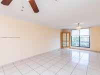 666 W 81st St in Hialeah, FL - Building Photo - Building Photo