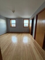 592 N 6th St in Newark, NJ - Building Photo