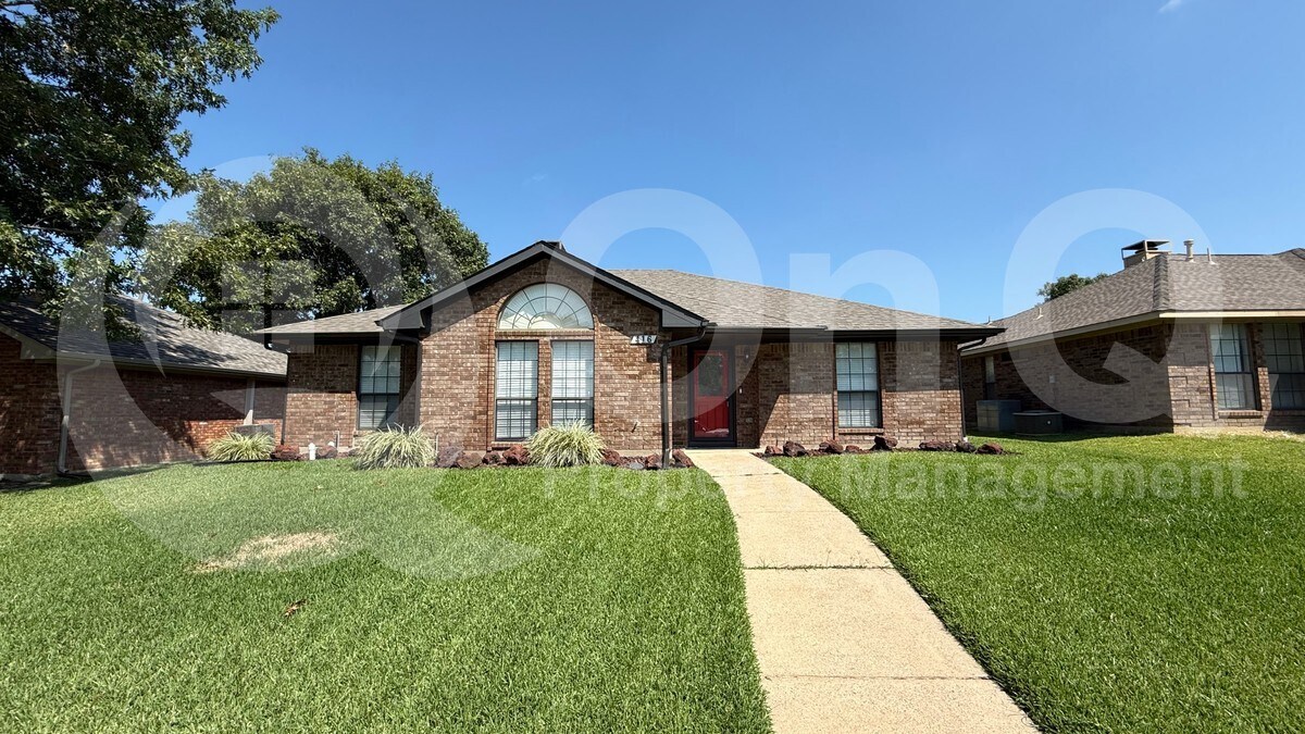 416 W Oak St in Wylie, TX - Building Photo