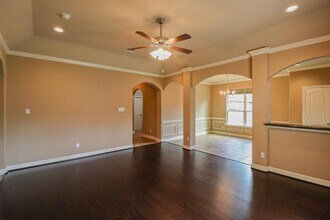 5410 Milart St in Houston, TX - Foto de edificio - Building Photo