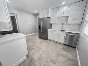 184 Orange St, Unit 2 in Boston, MA - Building Photo - Building Photo