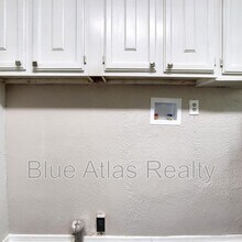 2706 W Colorado Blvd in Dallas, TX - Building Photo - Building Photo