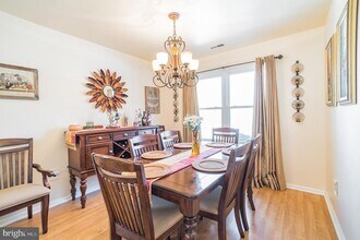 2 Heritage Valley Dr in Washington Township, NJ - Building Photo - Building Photo
