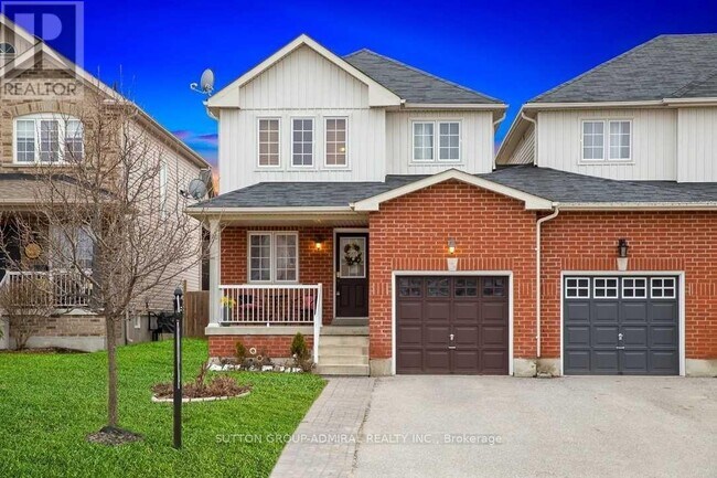 152 Stonemount Crescent in Essa, ON - Building Photo - Building Photo