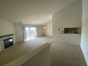 105 Three Coin Way, Unit #302 in Glen Burnie, MD - Building Photo - Building Photo
