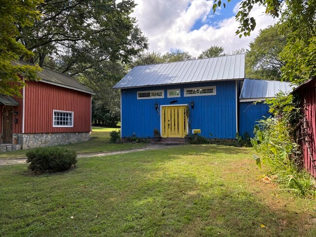 4045 Caribon St, Unit Blue Cottage