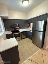 8408 Bernwood Cove Loop in Ft. Myers, FL - Foto de edificio - Building Photo