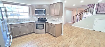 816 Brimfield Ct in Port Orange, FL - Building Photo - Building Photo