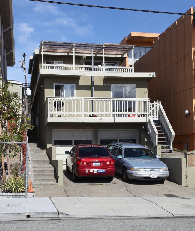 646 Commercial Ave in South San Francisco, CA - Foto de edificio - Building Photo