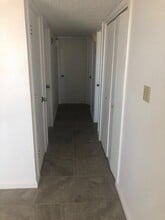 1216 N Tasker Dr in Hobbs, NM - Building Photo - Building Photo