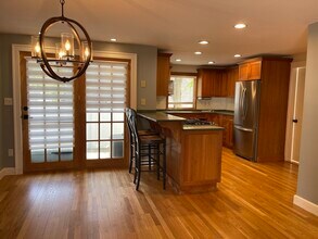 49 Beal Rd in Waltham, MA - Building Photo - Building Photo