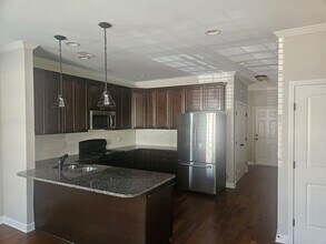 216 Hawks Nest Cir in Winston-Salem, NC - Foto de edificio - Building Photo
