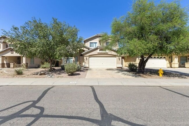 property at 106 W Holstein Trail