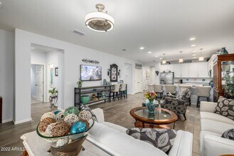 7549 W Whitehorn Trail in Peoria, AZ - Building Photo - Building Photo