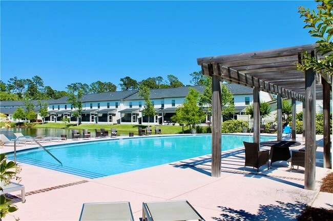 402 Mariners Cir in St. Simons Island, GA - Building Photo - Building Photo