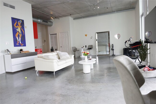 property at 2100 Van Buren St