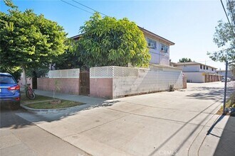 2020 W 23rd St in Long Beach, CA - Building Photo - Building Photo