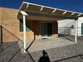 192 Palm Ave in Bullhead City, AZ - Building Photo - Building Photo