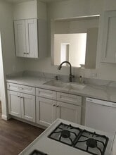 12706 Dewey St in Los Angeles, CA - Foto de edificio - Building Photo