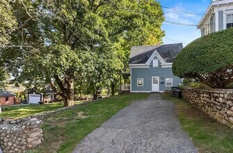 6 Wells Ave, Unit B in Amesbury, MA - Building Photo - Building Photo