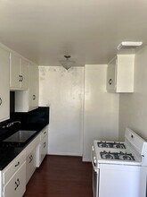 26025 Cypress St, Unit 2 in Lomita, CA - Building Photo - Building Photo